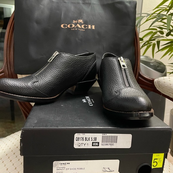 Coach Bandit Zip Pebble Booties Never Worn NWB - Picture 2 of 8